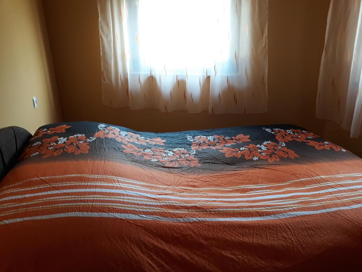 Andi Apartman Pacir Exterior foto
